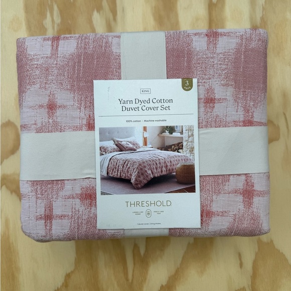 Threshold King Yarn Dye Ikat Duvet Cover and Sham Set Ivory/Mauve Cotton Slub - Picture 6 of 11